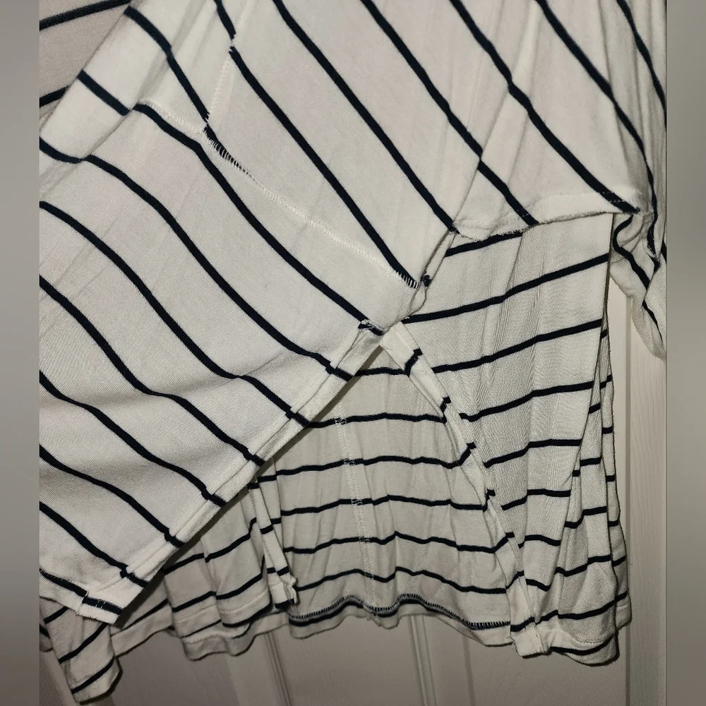 We The Free / Free People V-neck top - Picture 3 of 7